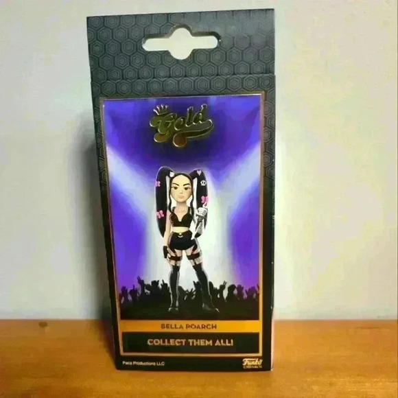 Funko gold music/social media personality Bella Poarch - Picture 3 of 6